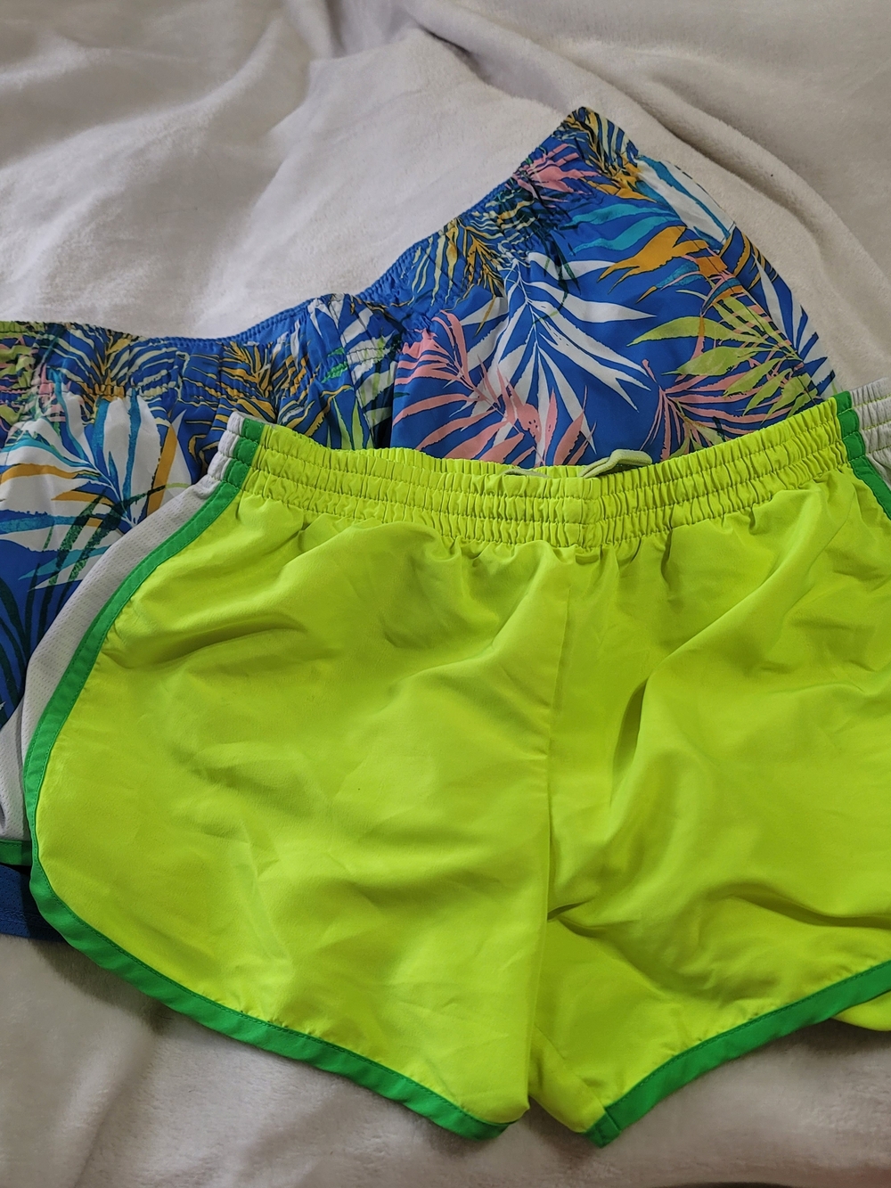 Athletic Works  Danskin Womens Running Shorts Size Large Blue Yellow Bundle Lot